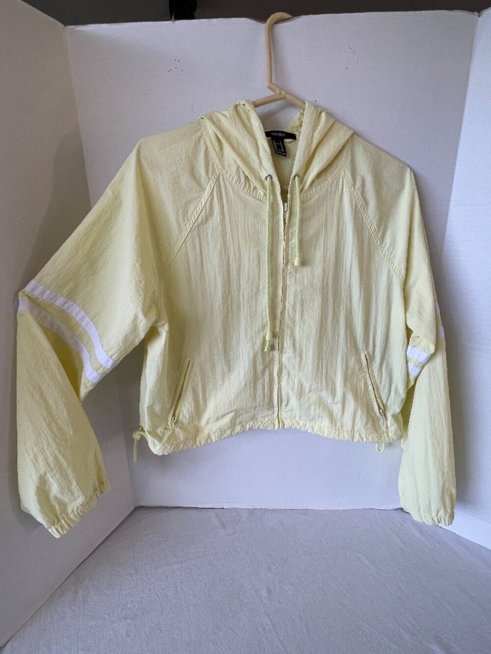 Forever 21 Hoodie Lemon Yellow Size M Nylon P2P=22 L=20 lightweight. Cropped